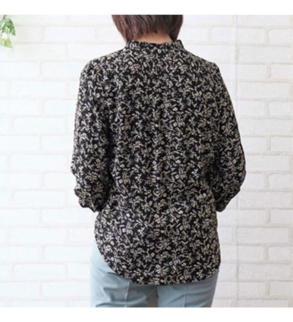 BELLUNA（ベルーナ）の「レーヨン素材ギャザー使いブラウス（ブラウス）」｜詳細画像