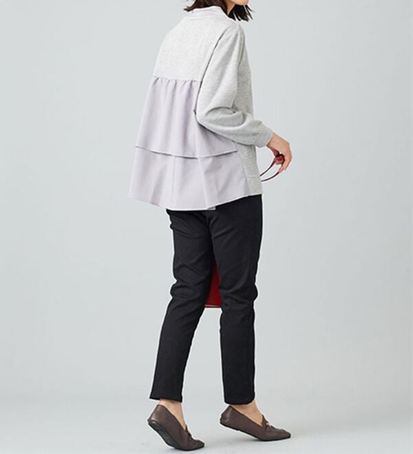 BELLUNA（ベルーナ）の「ラメ調バックフレアー切替プルオーバー（カットソー）」｜詳細画像