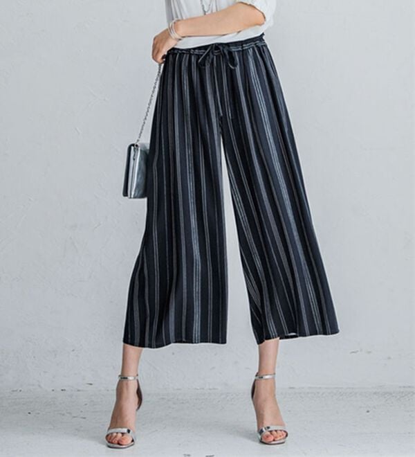 墨染めのような半纏からのガウチョパンツ 墨染めのような半纏からのガウチョパンツ 墨染めのような半纏からの