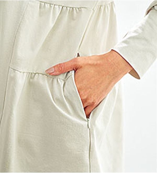 BELLUNA（ベルーナ）の「ティアードデザインラッシュガードＵＶ対策ジャケット（パーカー）」｜詳細画像