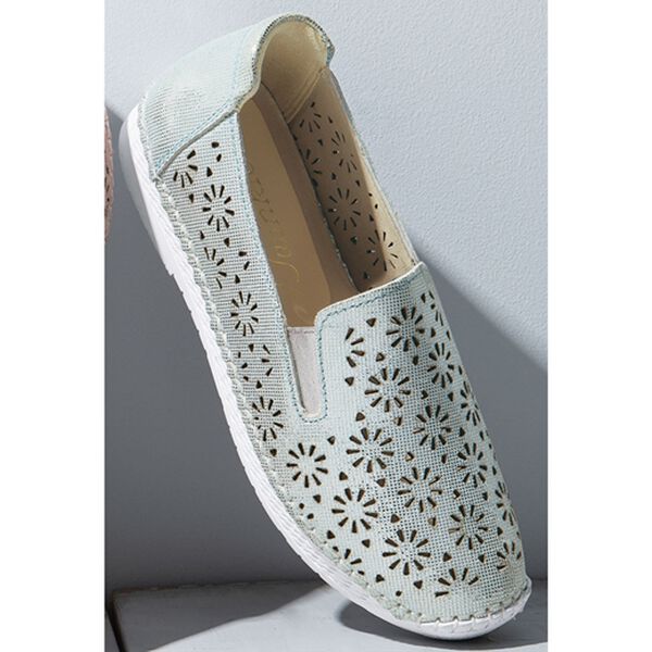 「煌めく型押し　上品パンチングスリッポン（スリッポン）」｜シルバー