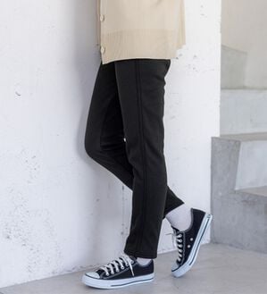 BELLUNA（ベルーナ）の「【あったか仕様♪】すっきり見え！裏ファーパンツ（フルレングスパンツ）」｜黒