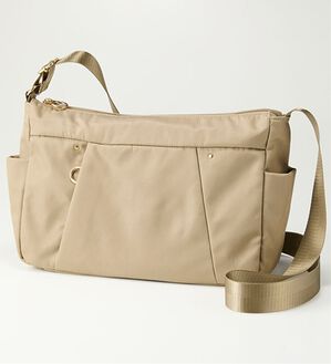 BELLUNA（ベルーナ）の「【美人収納（Ｒ）】多収納ショルダーバッグ（ショルダーバッグ）」｜ベージュ