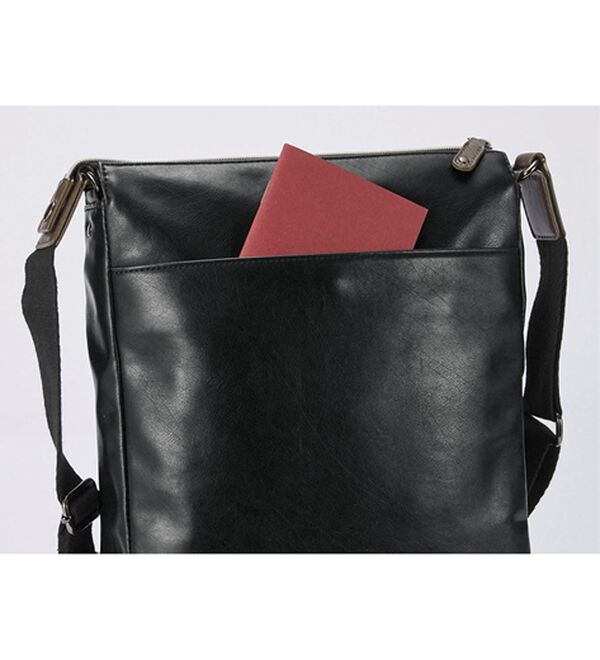 「＜ゴールデンベア＞卓越した手ざわり人工皮革のショルダー（メンズショルダーバッグ）」｜詳細画像