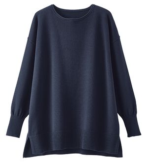 BELLUNA（ベルーナ）の「＜Ｇｌｏｓｓｙ　Ｃｏｔｔｏｎ＞ドルマンニットプルオーバー（ニット・セーター）」｜濃紺