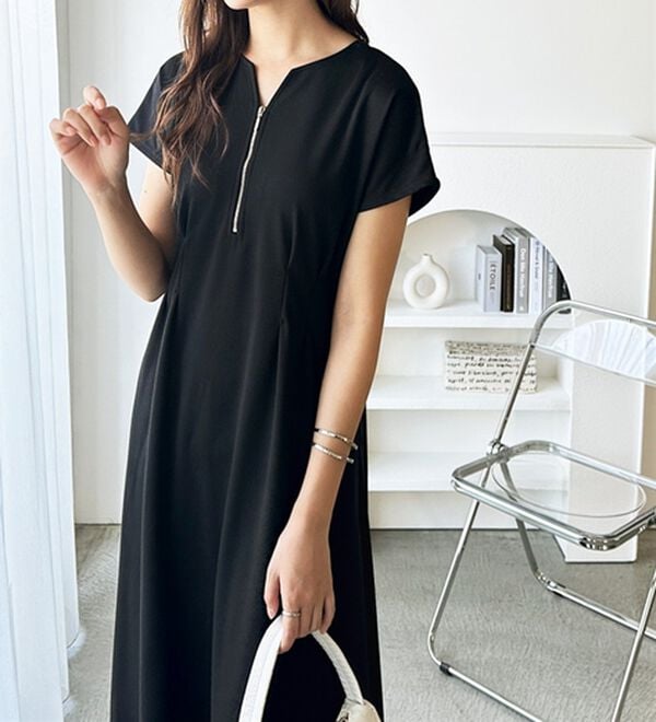 GeeRA（ジーラ）の「前後2WAYハーフジップフレンチ袖ワンピース（カットソーワンピース）」｜詳細画像