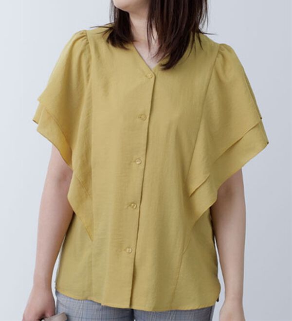 BELLUNA（ベルーナ）の「ビンテージ調素材袖フリルブラウス（ブラウス）」｜イエロー
