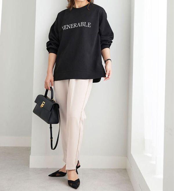 BELLUNA（ベルーナ）の「サイドラインテーパードパンツ（フルレングスパンツ）」｜詳細画像