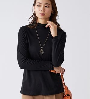 BELLUNA（ベルーナ）の「重ね着風フリル衿プルオーバー（カットソー）」｜黒&times;黒