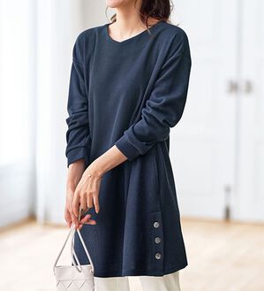 BELLUNA（ベルーナ）の「ニット見え素材裾ボタンチュニックワンピース（チュニック）」｜詳細画像