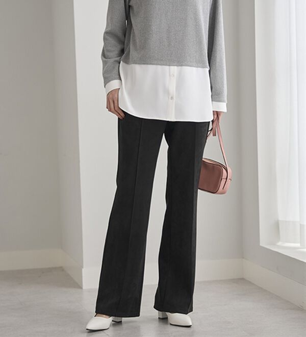 BELLUNA（ベルーナ）の「ストレッチスエード調美脚パンツ（フルレングスパンツ）」｜詳細画像