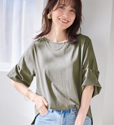 Viola e Viola（ヴィオラ エ ヴィオラ）の「ひんやり細見え！デザイン袖トップス（カットソー）」