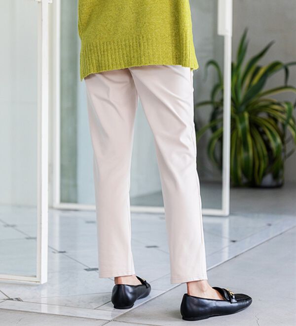 BELLUNA（ベルーナ）の「新触感！マシュマロみたいななめらかストレッチパンツ（フルレングスパンツ）」｜詳細画像