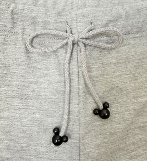 「＜Ｄｉｓｎｅｙ＞【ミッキー】裏メッシュ刺しゅう使いクロプトパンツ（その他パンツ）」｜詳細画像