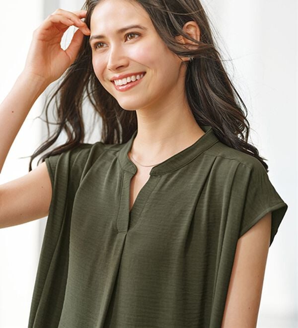 BELLUNA（ベルーナ）の「お手入れ楽々ビンテージ調素材ワンピース（その他ワンピース）」｜詳細画像