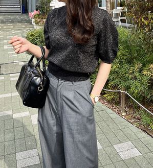 GeeRA（ジーラ）の「ラメパフスリーブニット（ニット・セーター）」｜ブラック