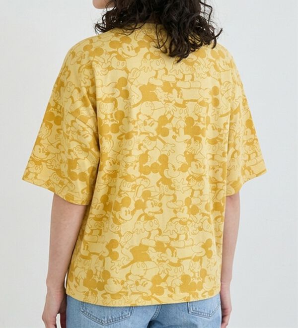 BELLUNA（ベルーナ）の「＜Ｄｉｓｎｅｙ＞【ミッキー】総柄プリントボックスシルエットTシャツ（カットソー）」｜詳細画像