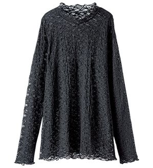 BELLUNA（ベルーナ）の「【重ね着にぴったり♪】のびやかレース素材メロー使いインナー（カットソー）」｜黒