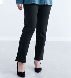 BELLUNA（ベルーナ）の「なめらかボンディング美脚ストレートパンツ（フルレングスパンツ）」｜ヘリンボーン