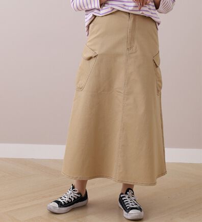 BELLUNA（ベルーナ）の「＜ｓｏｒａｆｕｋｕ＞ポケット使いフレアースカート（ロングスカート）」