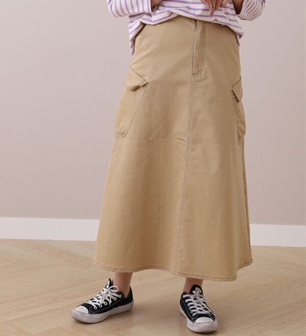 BELLUNA（ベルーナ）の「＜ｓｏｒａｆｕｋｕ＞ポケット使いフレアースカート（ロングスカート）」｜ベージュ