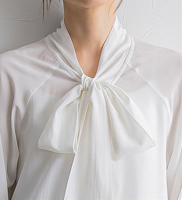 Pierrot（ピエロ）の「選べる柄２ｗａｙリボンブラウス（ブラウス）」｜詳細画像