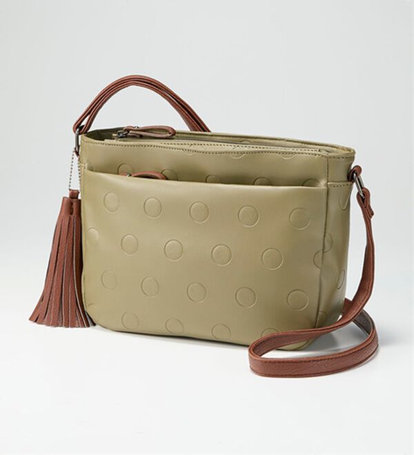 BELLUNA（ベルーナ）の「ドット型押ショルダーバッグ（ショルダーバッグ）」｜詳細画像