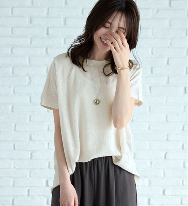 BELLUNA（ベルーナ）の「楊柳素材ドルマンプルオーバー（カットソー）」｜詳細画像