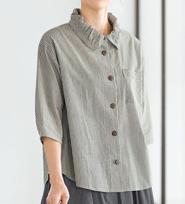 BELLUNA（ベルーナ）の「スカートに合わせるストライプギャザー衿ブラウス（シャツ）」｜詳細画像