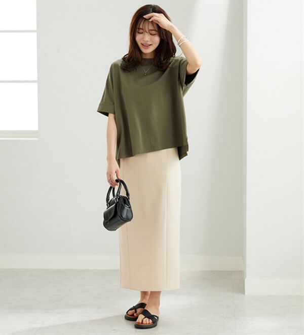 BELLUNA（ベルーナ）の「ヒンヤリ実感！大人顔サマ見えゆったりＴシャツ（Tシャツ）」｜詳細画像