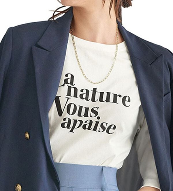 BELLUNA（ベルーナ）の「よれにくい！大人のロゴロングＴシャツ（カットソー）」｜オフ白(黒ロゴ)