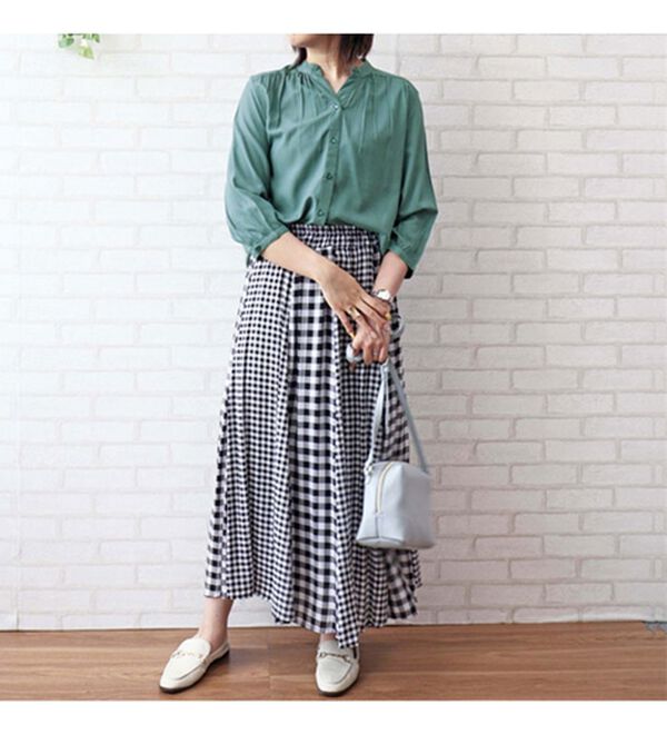 BELLUNA（ベルーナ）の「レーヨン素材ギャザー使いブラウス（ブラウス）」｜詳細画像