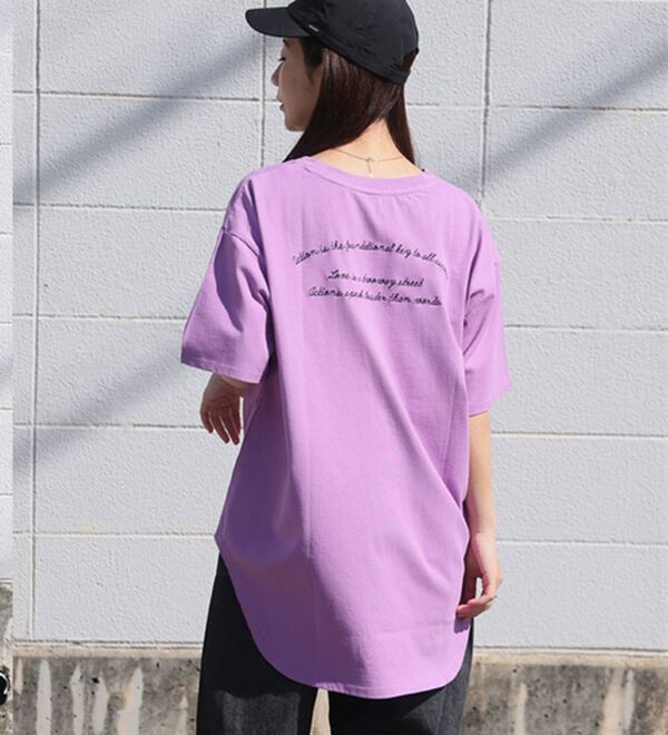 A HAPPY MARILYN（アハッピーマリリン）の「【Ｍ～８Ｌ】綿１００％！楽ちん裾ラウンド涼やかチュニック丈Ｔシャツ（Tシャツ）」｜詳細画像