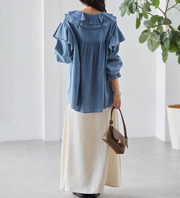 RANAN（ラナン）の「ビッグカラーフリルデニムブラウス（ブラウス）」｜詳細画像