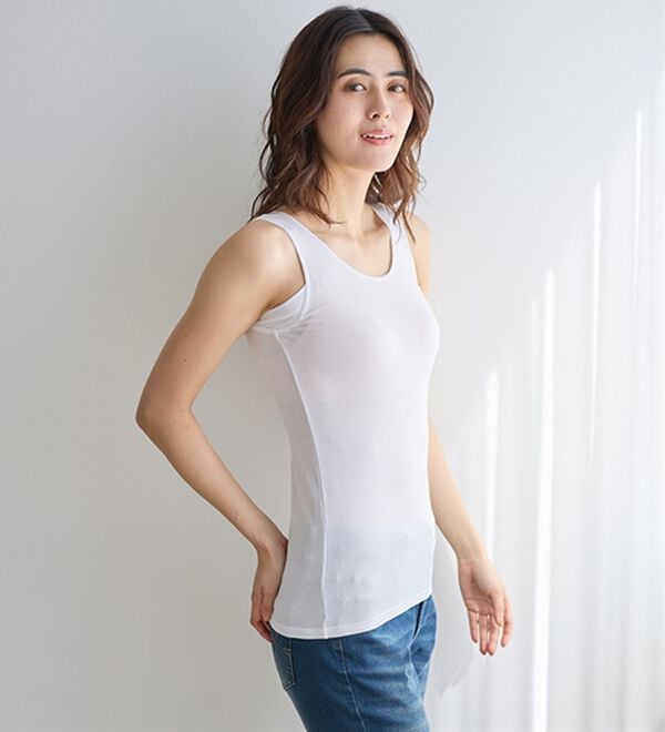 LAVIENNE（ラヴィエンヌ）の「【汗かきさん必見！】涼感サラッと快適汗取りタンクトップインナー＜さらりラボ＞（肌着・インナーウェア）」｜詳細画像