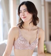 LAVIENNE（ラヴィエンヌ）の「５０代からの３次元設計ノンワイヤーブラ【Ａ７０～Ｄ９５】（ブラジャー）」