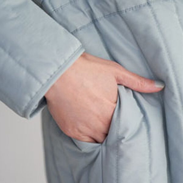 BELLUNA（ベルーナ）の「中わたストライプキルト２ＷＡＹコート（ハーフコート）」｜詳細画像