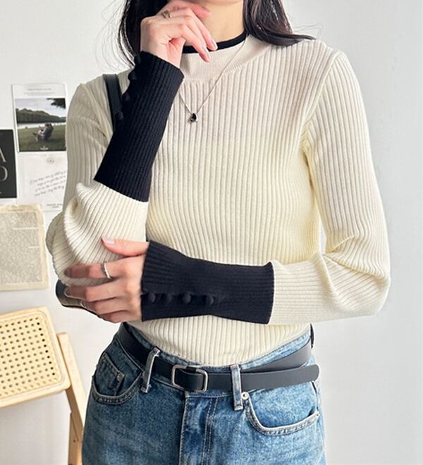 GeeRA（ジーラ）の「配色デザインくるみボタン付リブニット（ニット・セーター）」｜詳細画像