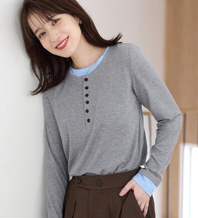 Viola e Viola（ヴィオラ エ ヴィオラ）の「１枚着映えレイヤード風ヘンリーネックリブトップス（カットソー）」