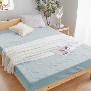 iellio（イエリオ）の「さらさら防水一体型ボックスシーツ＜抗菌防臭・中わた入り・洗える・ペット・子供・介護・ＢＯＸシーツ＞（ボックスシーツ・ベッドシーツ）」｜ブルーグレー