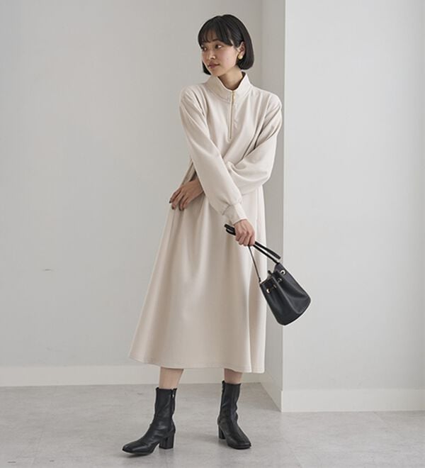 BELLUNA（ベルーナ）の「ポケット付ハーフジップフレアーワンピース（カットソーワンピース）」｜詳細画像