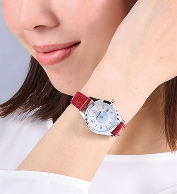 BELLUNA（ベルーナ）の「＜ピエールカルダン＞天然石・牛革ベルトソーラー時計（腕時計）」｜詳細画像