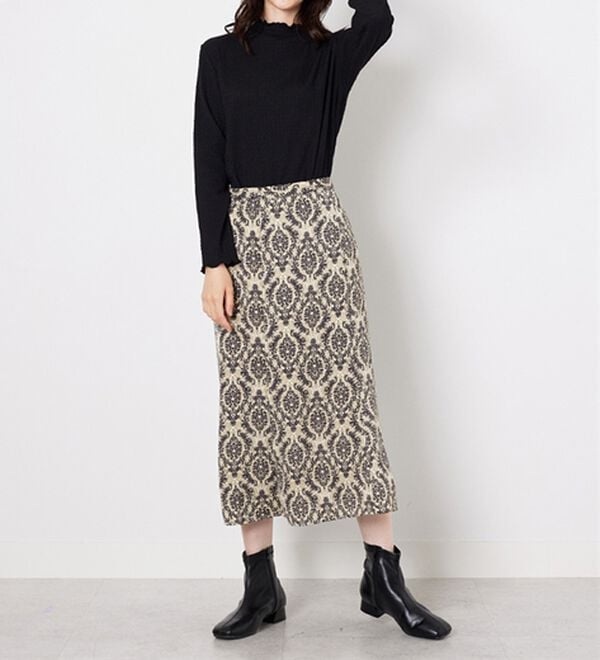 BELLUNA（ベルーナ）の「艶やかプリント切替フレアースカート（ロングスカート）」｜詳細画像