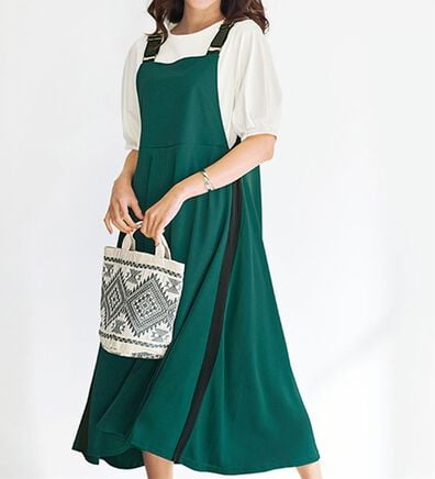 BELLUNA（ベルーナ）の「オシャレに細見え配色使いジャンドレ（ジャンパースカート）」