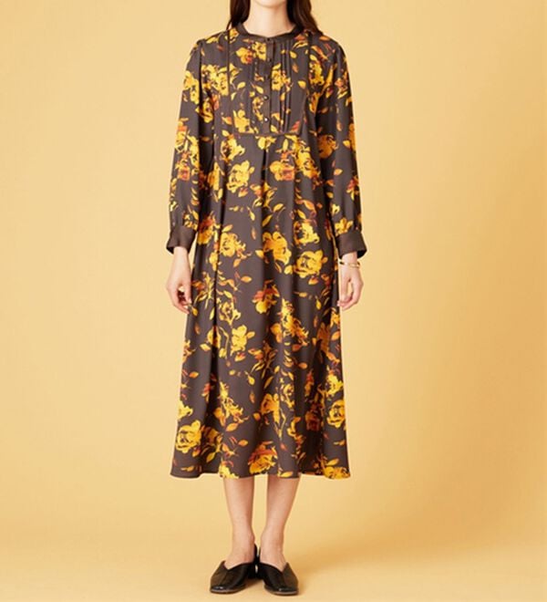 BELLUNA（ベルーナ）の「ビンテージ柄ピンタック使いワンピース（その他ワンピース）」｜詳細画像