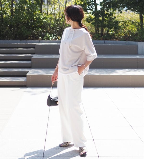 BELLUNA（ベルーナ）の「ワイドネックデザイン重ね着風プルオーバー（カットソー）」｜詳細画像