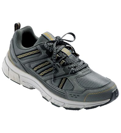 「＜ダンロップ・リファインド＞ゆったり履ける６Ｅスニーカー（メンズスニーカー）」