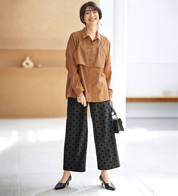 BELLUNA（ベルーナ）の「ビンテージ調素材レイヤード風チュニック（シャツ）」｜詳細画像