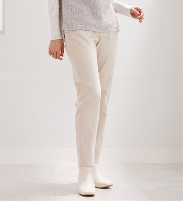 BELLUNA（ベルーナ）の「サラリ快適！蓄熱綿サテンストレッチカラーパンツ（フルレングスパンツ）」｜詳細画像