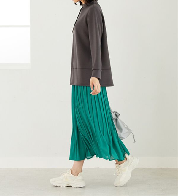 BELLUNA（ベルーナ）の「ワイドネック切替デザインプルオーバー（カットソー）」｜詳細画像